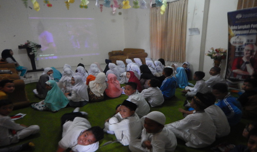 Hari Kunjung Perpustakaan Dispersip Ternate
